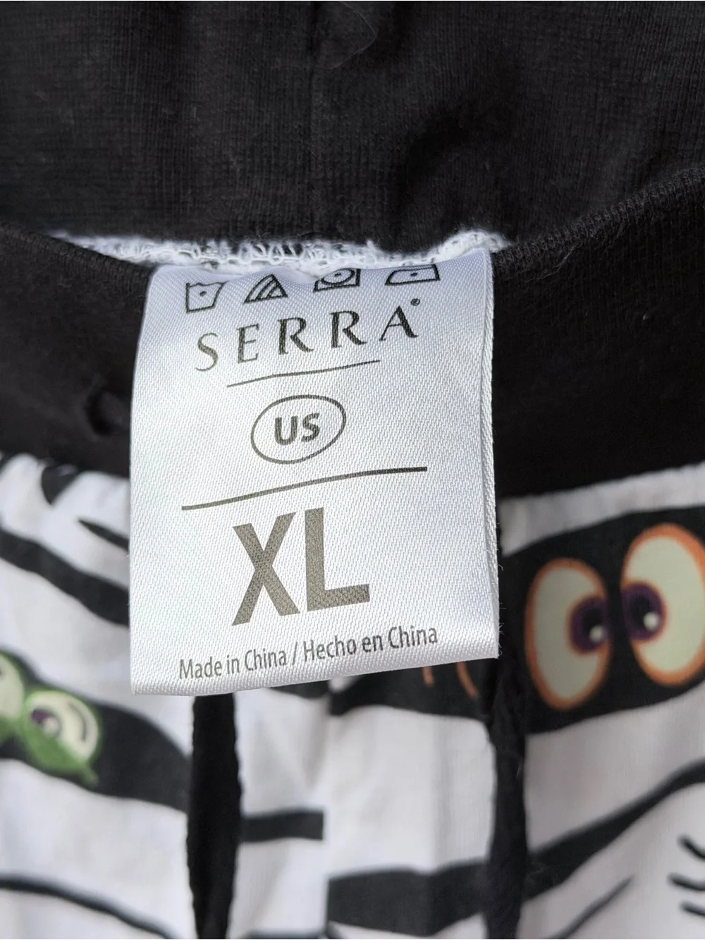 Serra White & Black Mummy Eye Long Sleeve Pajama Set with Green & Orange Eyes